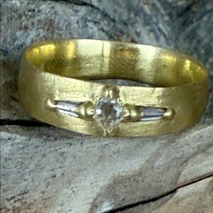 Polly Wales unisex “Diamond Pyramid Ring”. New in box.